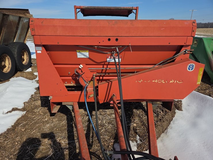 new-holland-195-image-5