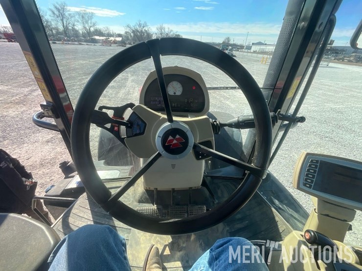 2014-massey-ferguson-8650-image-55