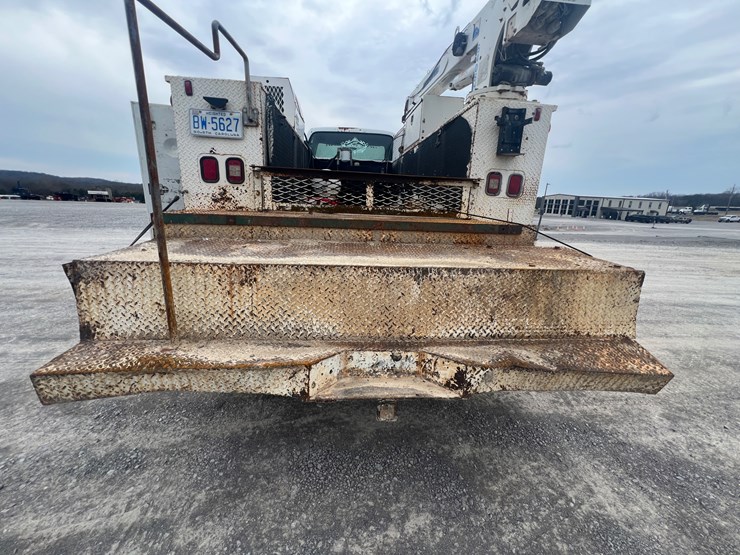 2000-ford-f650-image-19