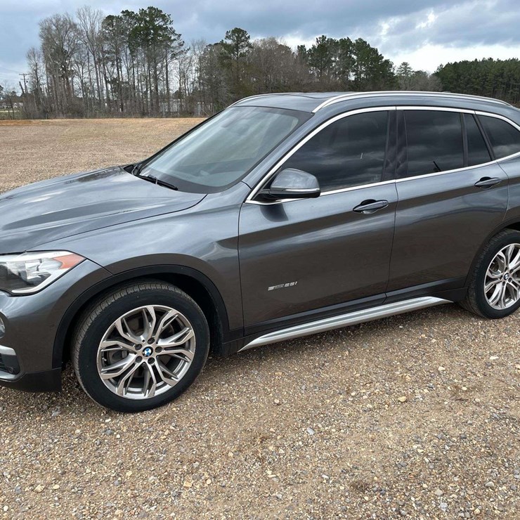 2017 BMW X1 4 Door MPV (163,018 Miles)
