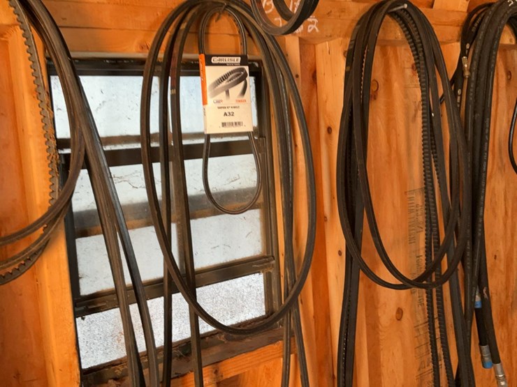 #262-•-v-belts-and-hyd-hoses-image-5