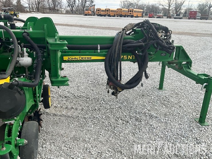 2019-john-deere-1775nt-image-40