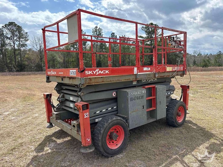 skyjack-sj8831rt-image-4