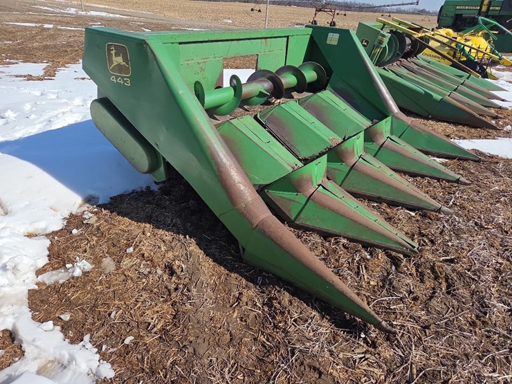 john-deere-443-image-14