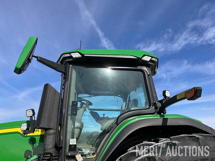 2022-john-deere-7r-210-image-16