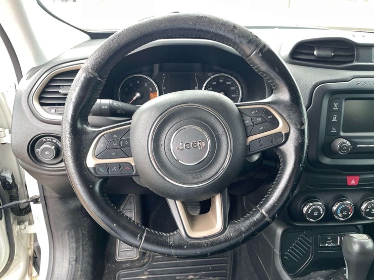 2017-jeep-renegade-image-12