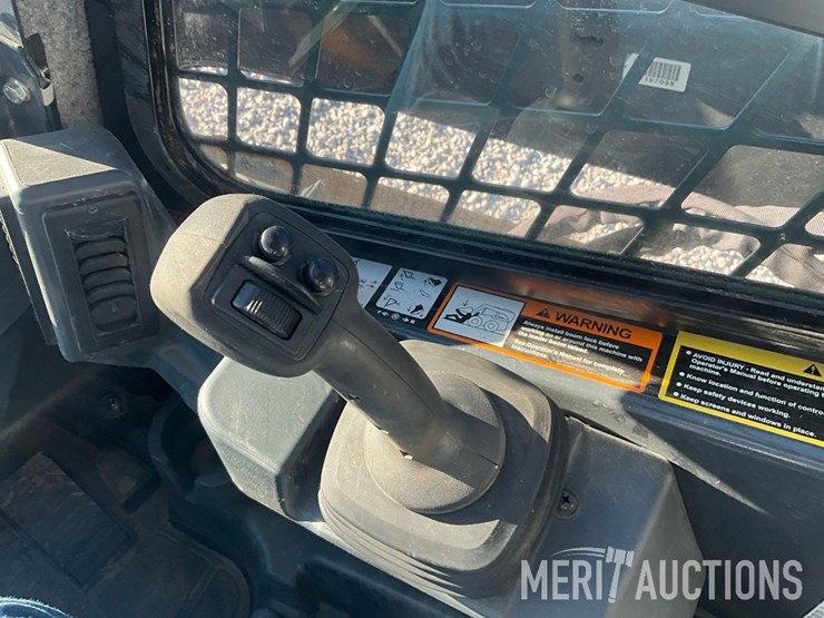 2024-deere-333g-image-27