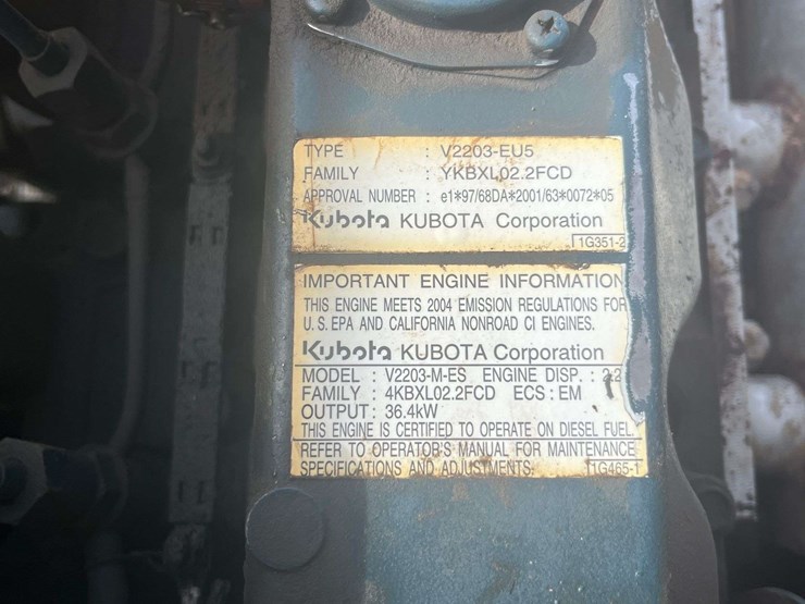 2005-ingersoll-rand-dual-smooth-drum-roller-(2,468-hours)-image-26