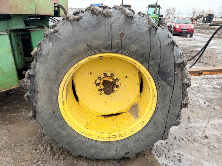 1973-john-deere-7520-image-42