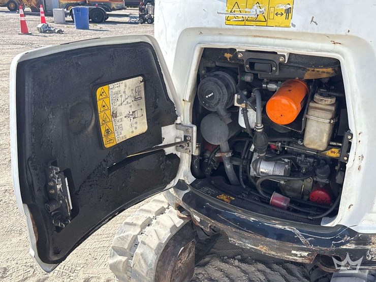 2016-bobcat-e20-image-17