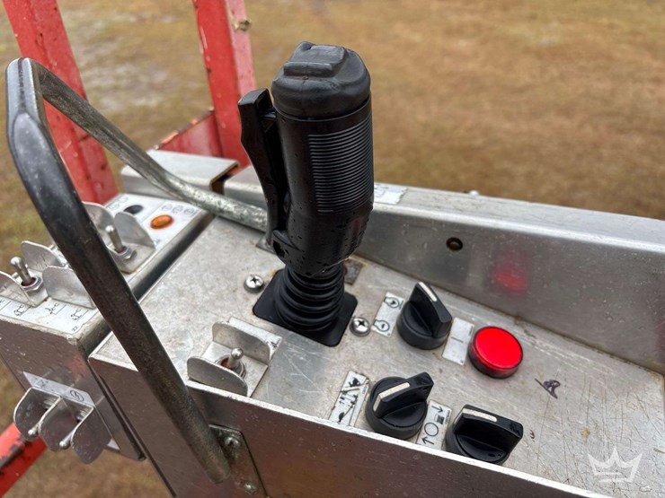 skyjack-sj8831rt-image-40