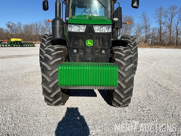 2014-john-deere-7230r-image-10