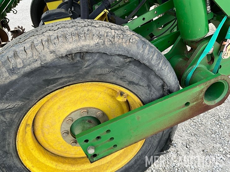 2007-john-deere-1790-image-29