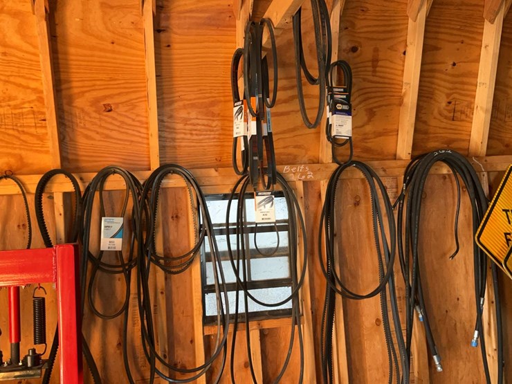 #262-•-v-belts-and-hyd-hoses-image-1