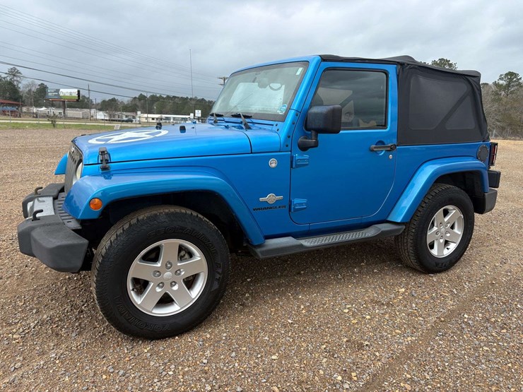 2014-jeep-wrangler-image-1