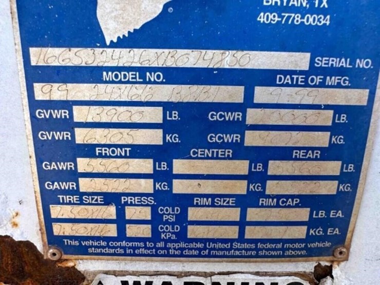 1999-gooseneck-livestock-trailer-image-24