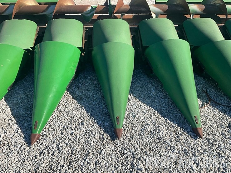 2019-john-deere-712c-image-13