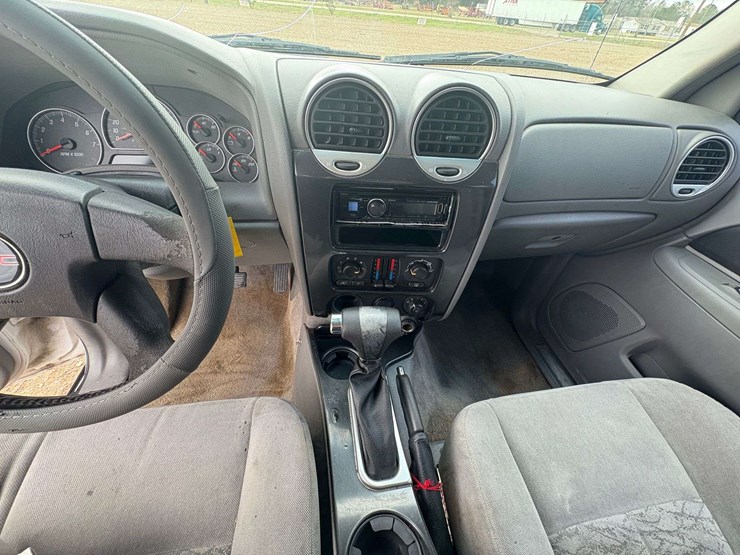 2006-gmc-envoy-image-14