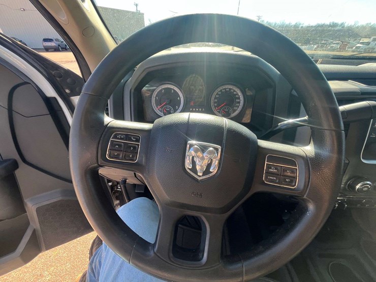 2014-dodge-ram-5500-image-13