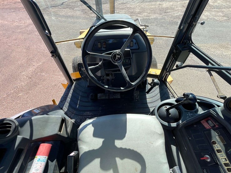 2001-deere-310g-image-34