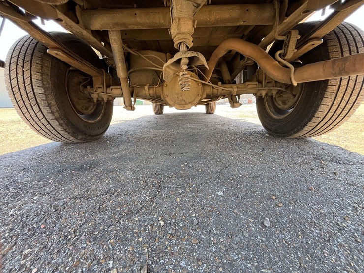 2005-chevrolet-1500-image-8