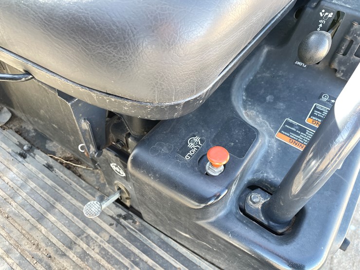 kubota-rtv-x900-image-14