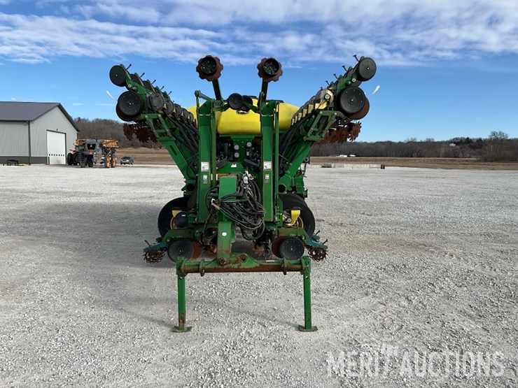 2007-john-deere-1790-image-8