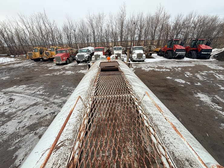 1999-mack-dm690-image-74