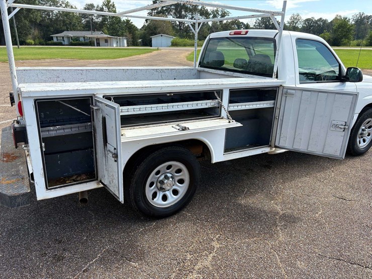 2007-chevrolet-silverado-1500-image-17
