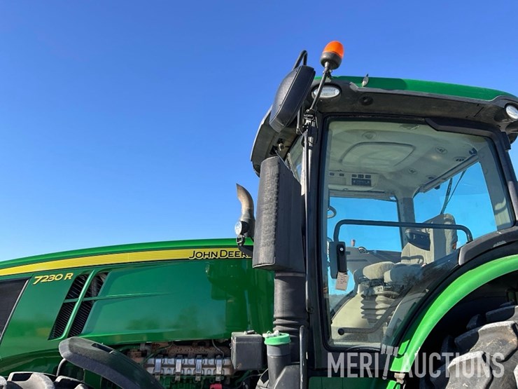 2014-john-deere-7230r-image-14