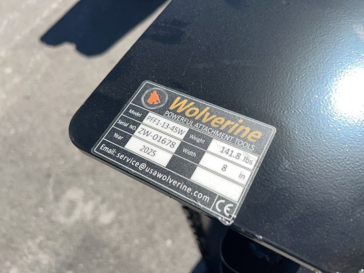 new-wolverine-hay-spear-skid-steer-attachment-(no-spear)-image-2