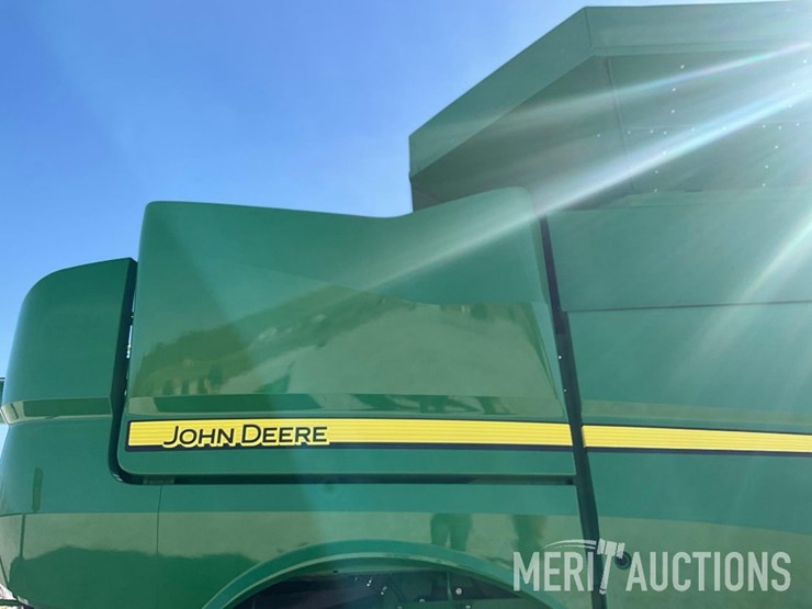 2021-john-deere-s790-image-28
