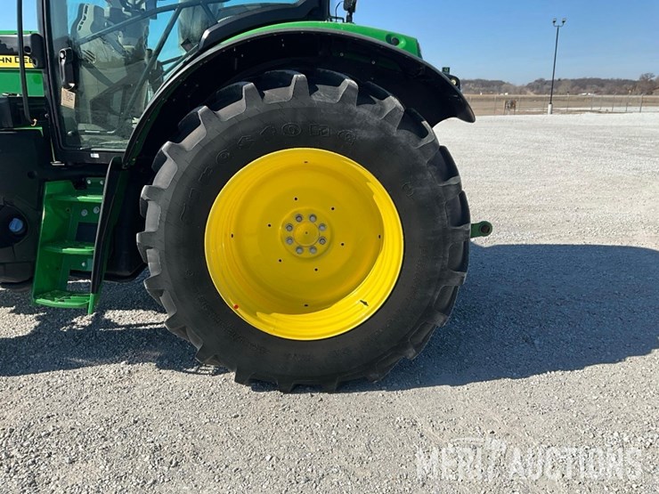 2022-john-deere-6r-130-image-19
