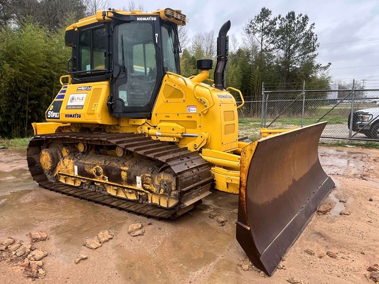 2022-komatsu-d51pxi-image-1