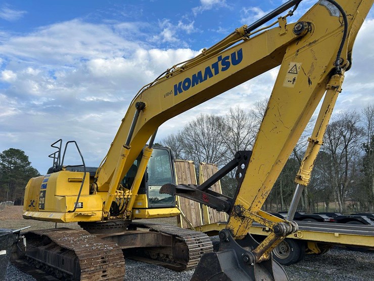 2015-komatsu-pc210-lc-10-image-3