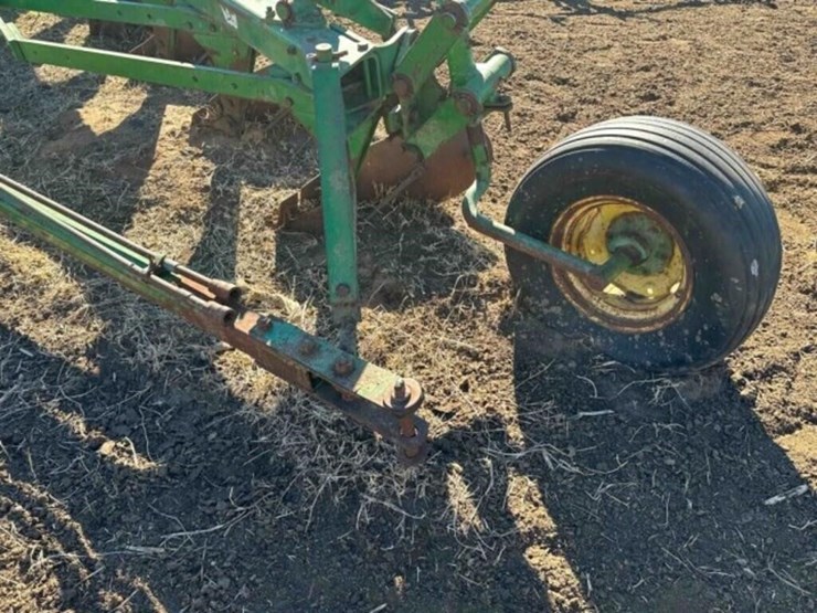 john-deere-3100-image-10