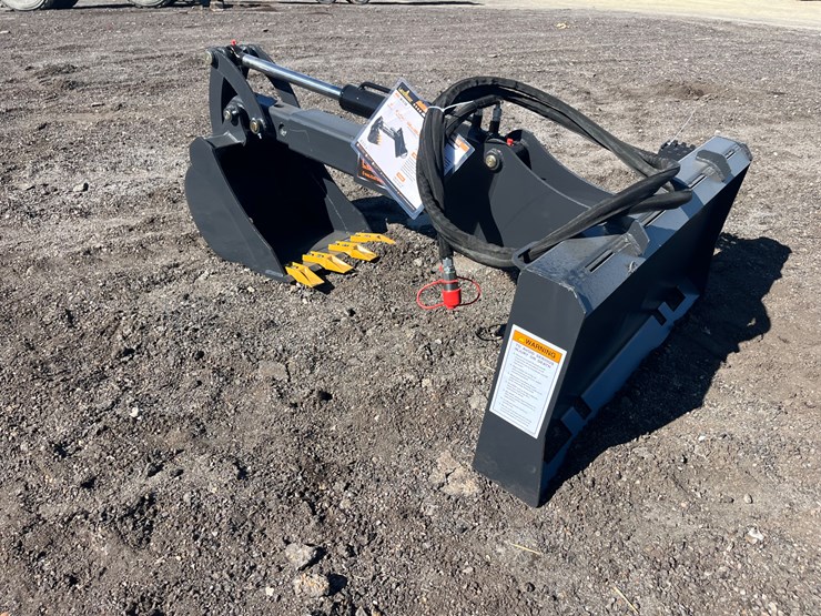 #5006-•-new-land-honor-arm-backhoe-for-skid-steer-image-1