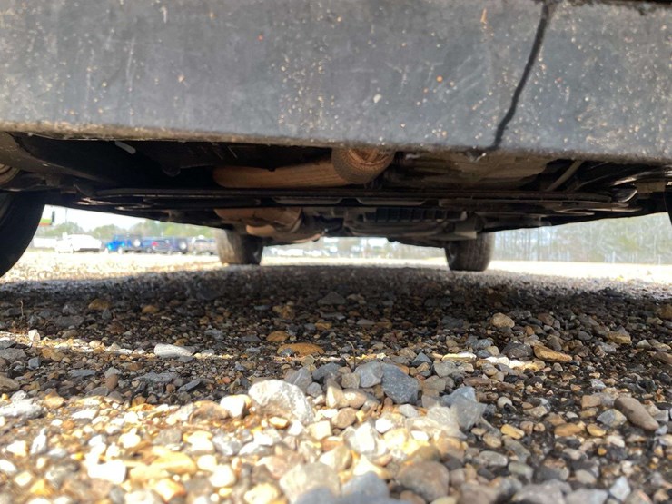 2012-gmc-acadia-denali-image-25