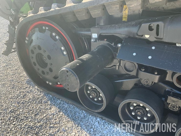 2025-fendt-943mt-vario-image-17