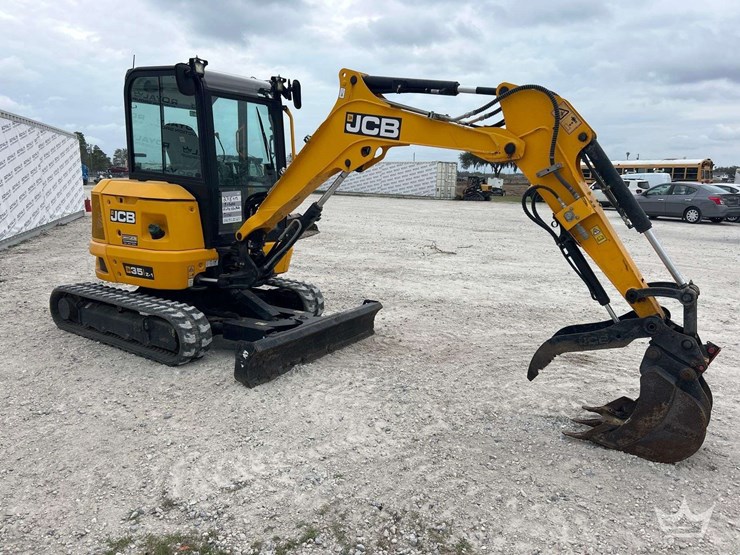 2021-jcb-35z-1-image-2