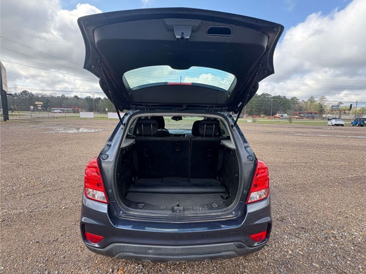 2018-chevrolet-trax-4-door-suv-(103,967-miles)-image-17