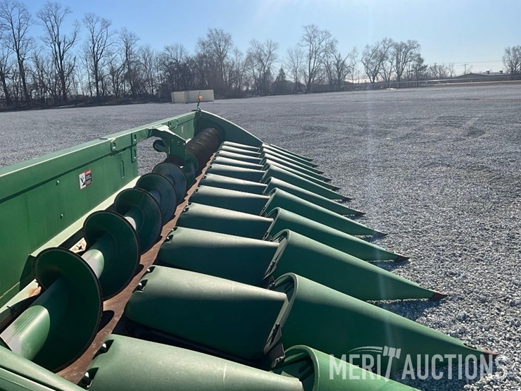 2019-john-deere-712c-image-35