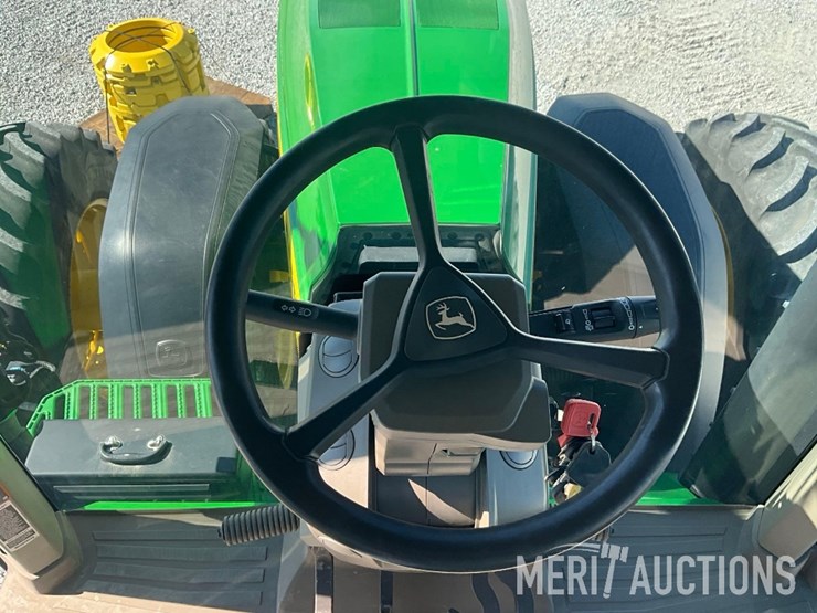 2023-john-deere-8r-340-image-40