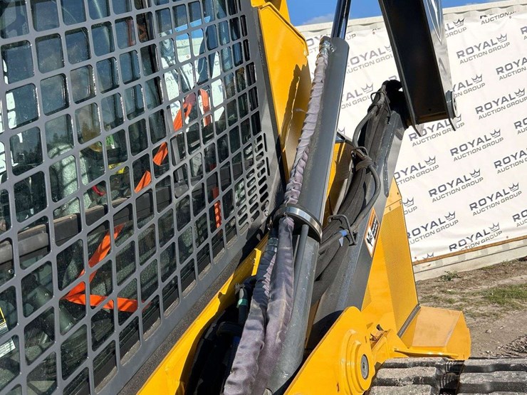 2023-deere-333g-image-25