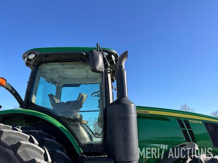 2014-john-deere-7230r-image-28