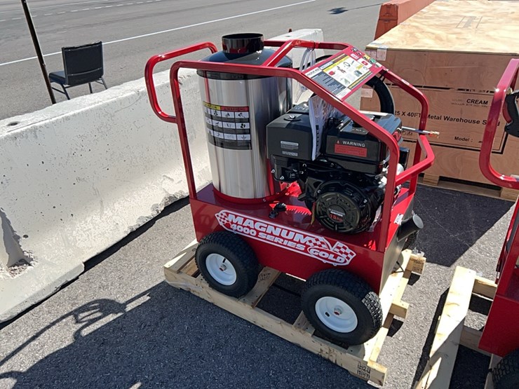 new-easy-kleen-magnum-gold-pressure-washer-image-1