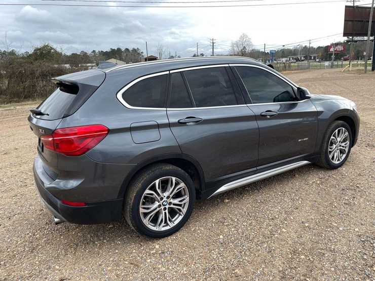 2017-bmw-x1-4-door-mpv-(163,018-miles)-image-3