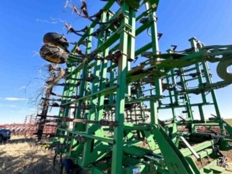 2008-john-deere-2210-image-30