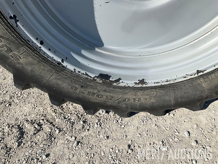 2014-massey-ferguson-8650-image-22