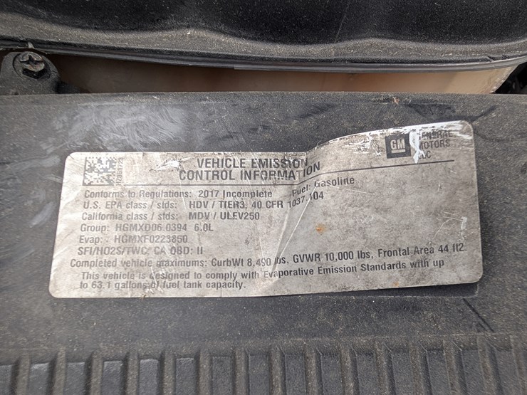 2017-chevrolet-1500-image-16